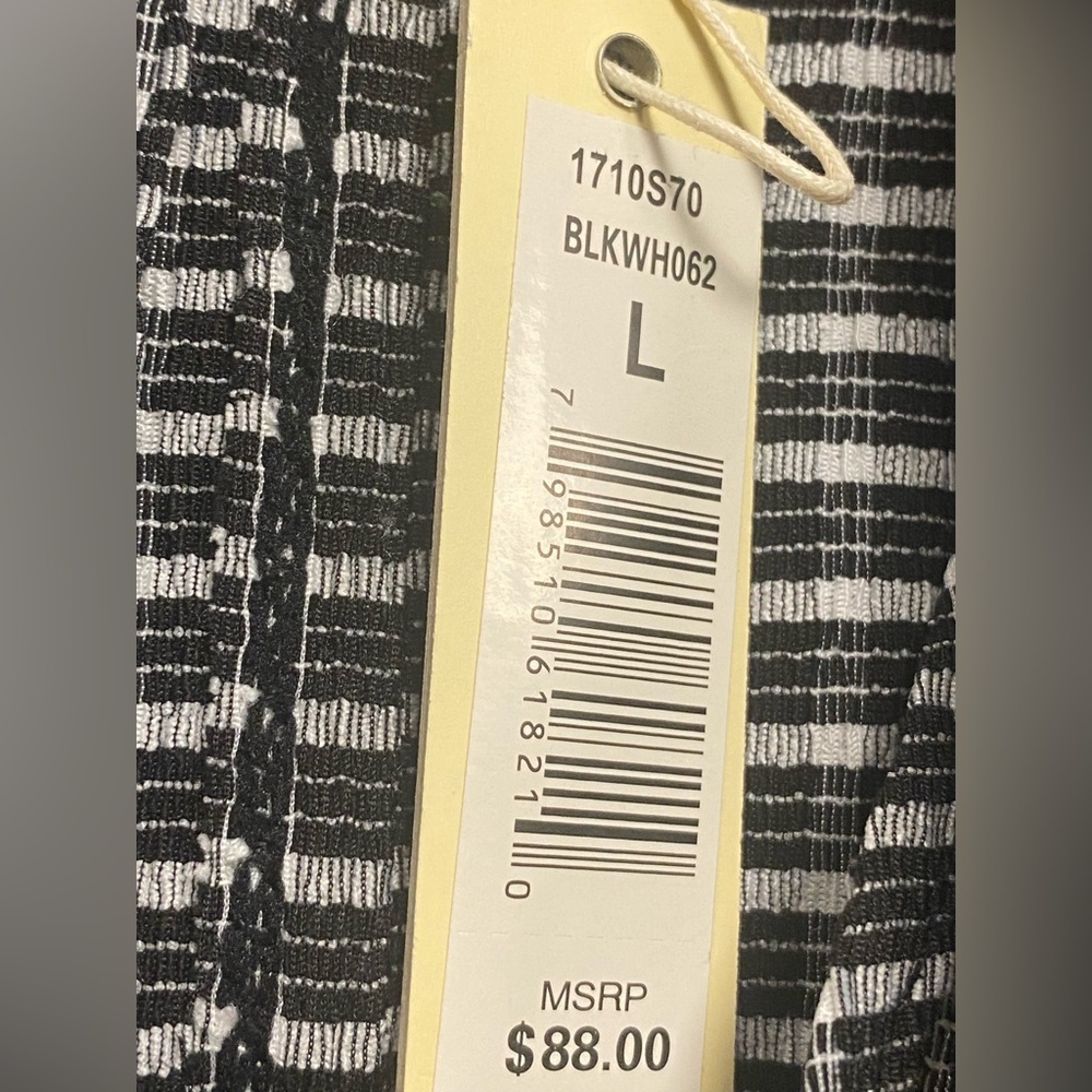 Max Studio Top Size Large Nwt - image 2